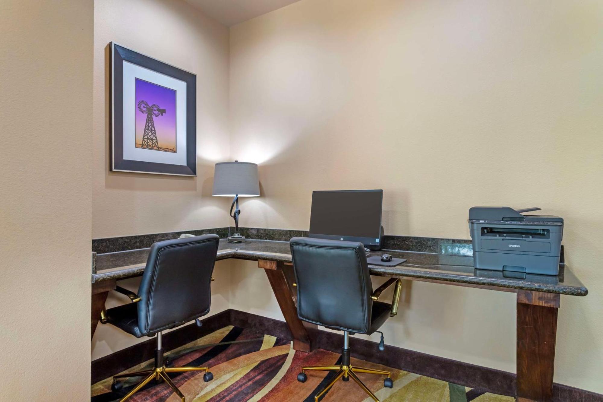 Best Western Plus Goliad Inn & Suites Extérieur photo