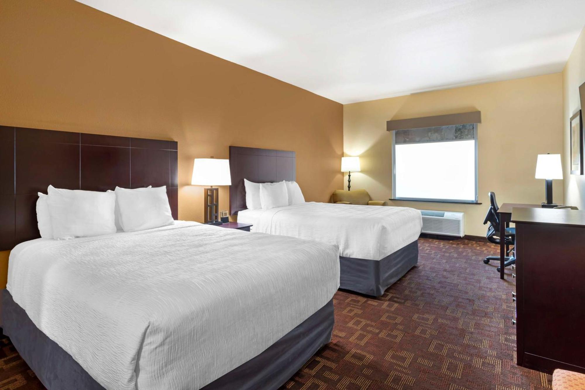 Best Western Plus Goliad Inn & Suites Extérieur photo